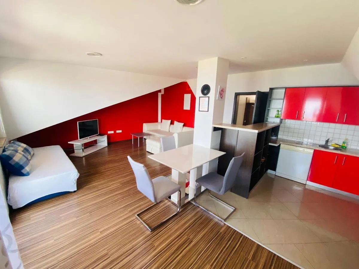 Apartments Martic Janja Dramalj