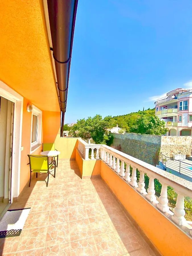 Apartments Martic Janja Dramalj