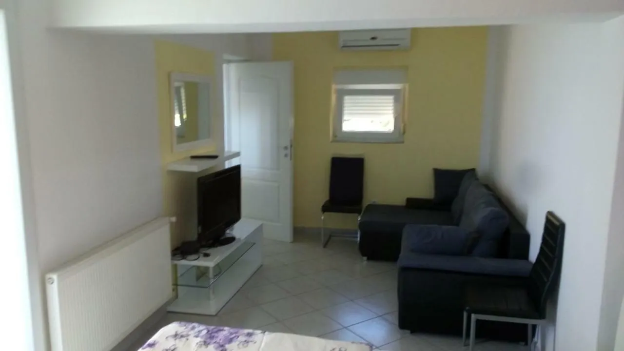 Apartments Martic Janja Dramalj 0*,  Croatia